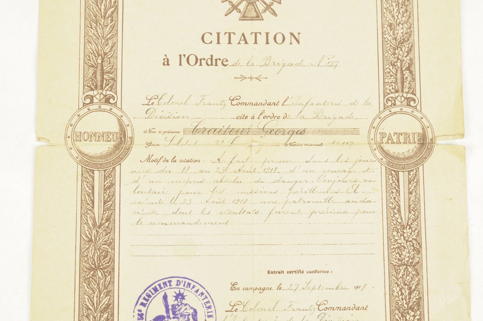 Souvenirs du soldat TRAITEUR 56ième RI / Casque et documents