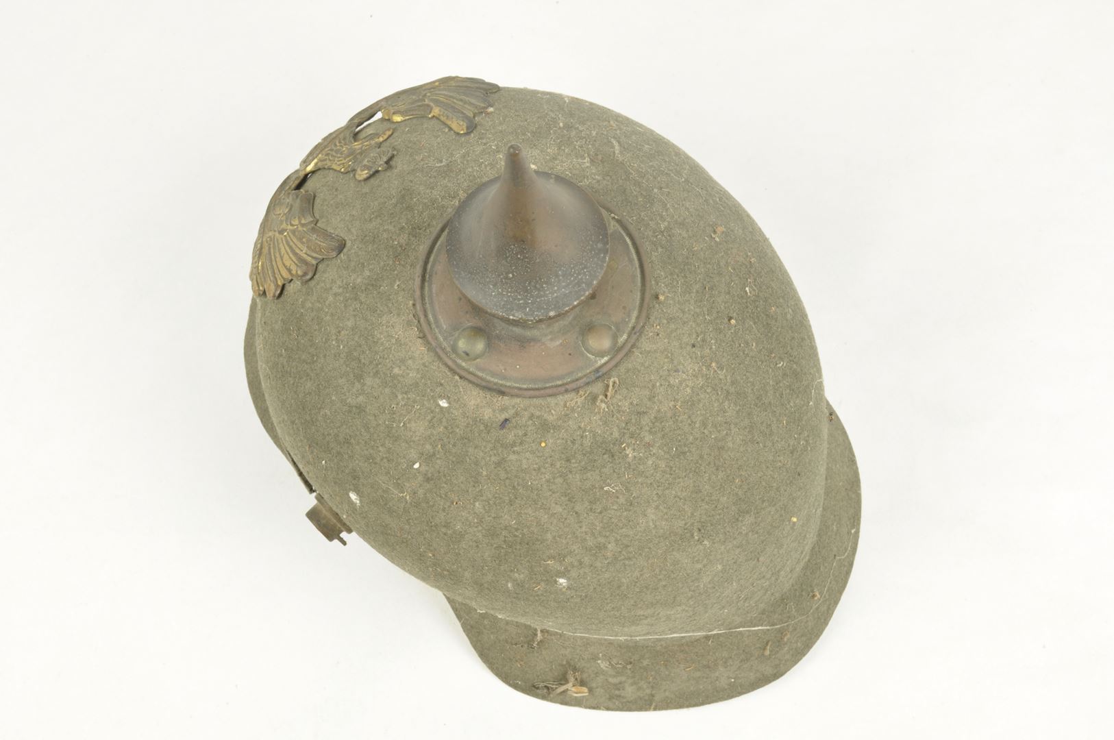 Casque à pointe Prussien " Ersatz" en feutre daté 1915 sortie de grenier / Vosges
