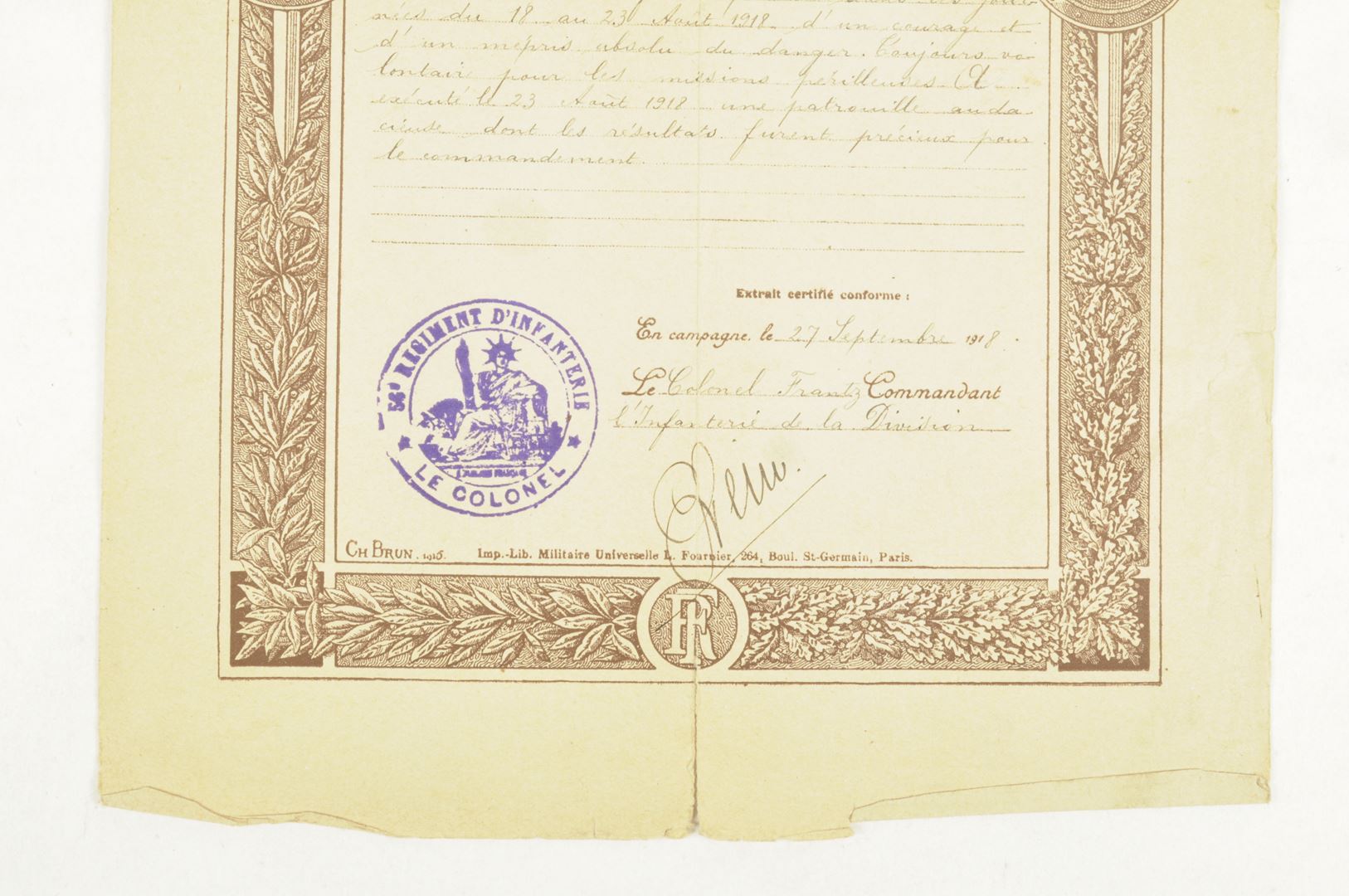 Souvenirs du soldat TRAITEUR 56ième RI / Casque et documents