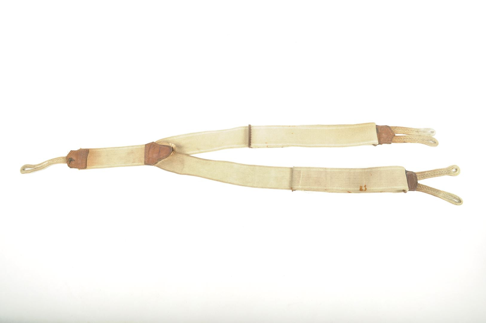Paire de bretelles modèle 1922 datées 1924