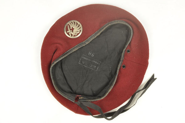 Béret rouge parachutistes en 3 parties