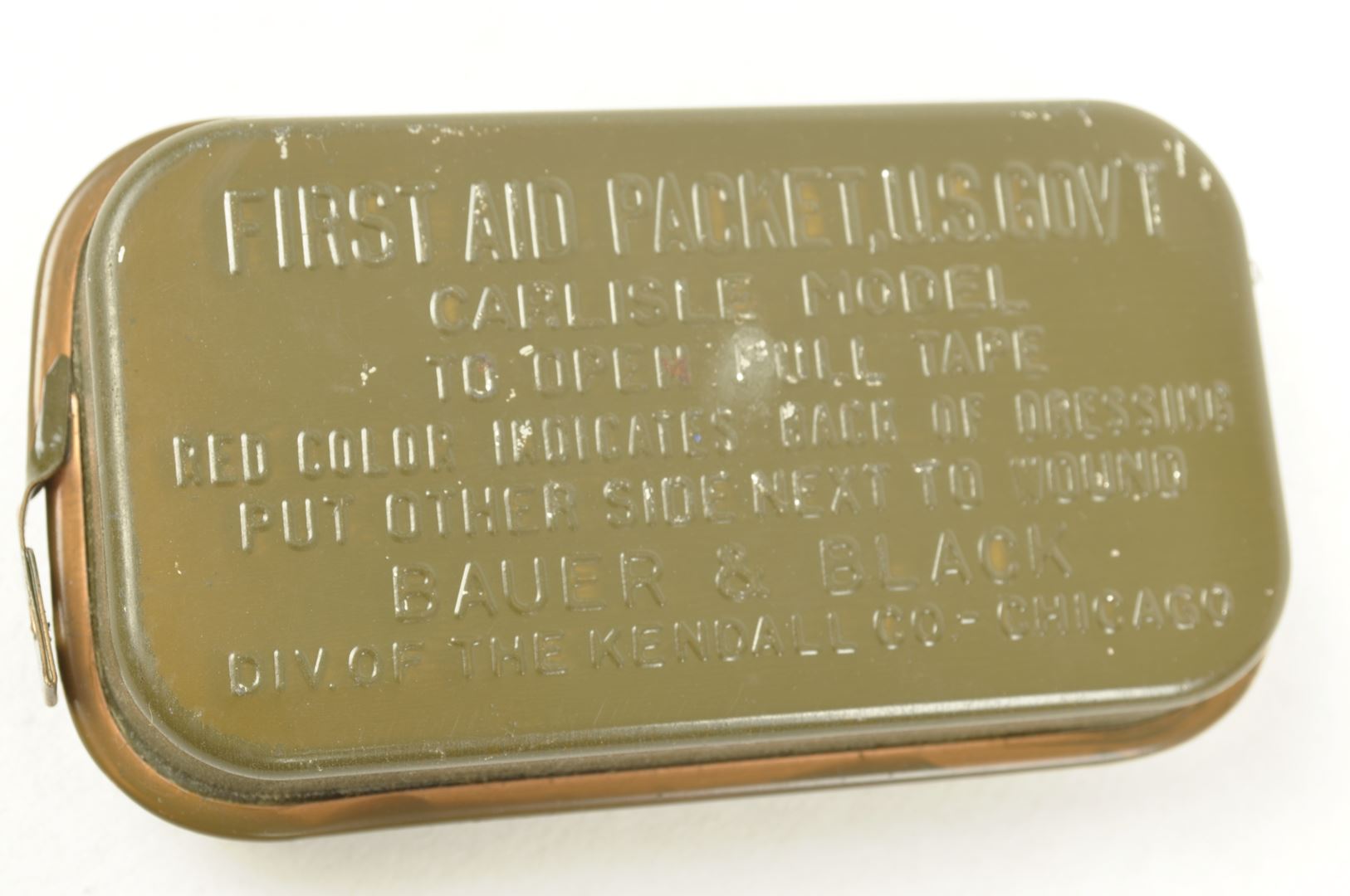 Pochette à pansement nominative datée 1943 + pansement