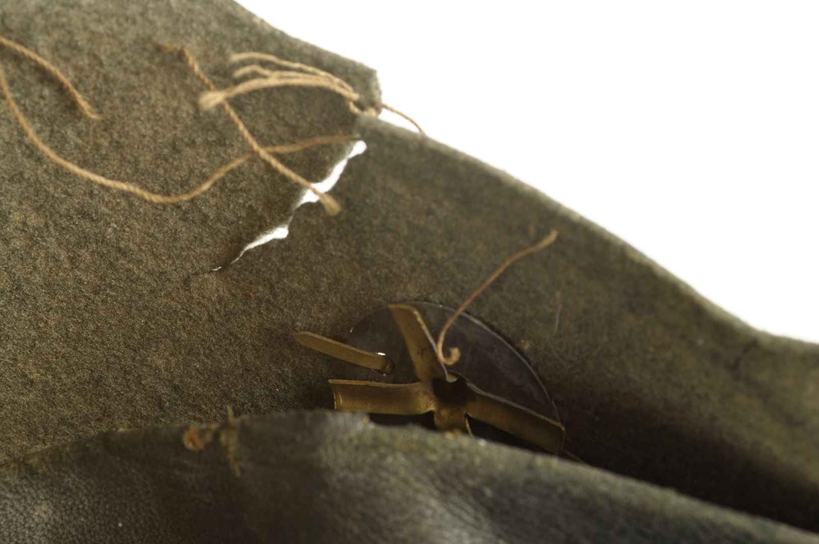 Casque à pointe Prussien " Ersatz" en feutre daté 1915 sortie de grenier / Vosges