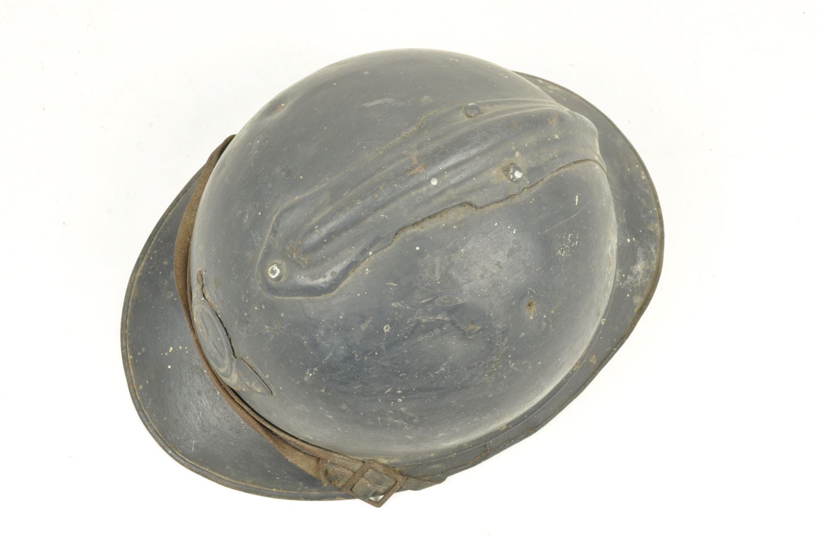 Casque Adrian de Chasseurs modèle 1915  sorti de grenier / Nominatif