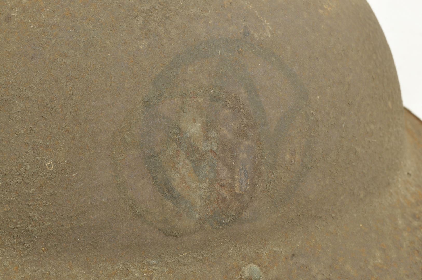 Casque US 17 sorti de grenier / double insignes 89th infantry division