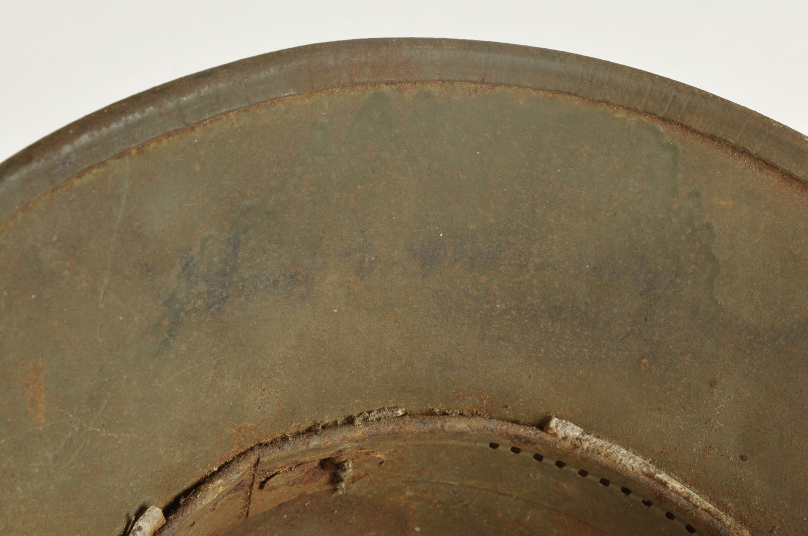 Casque Allemand modèle 1917 sorti de grenier / Alsace