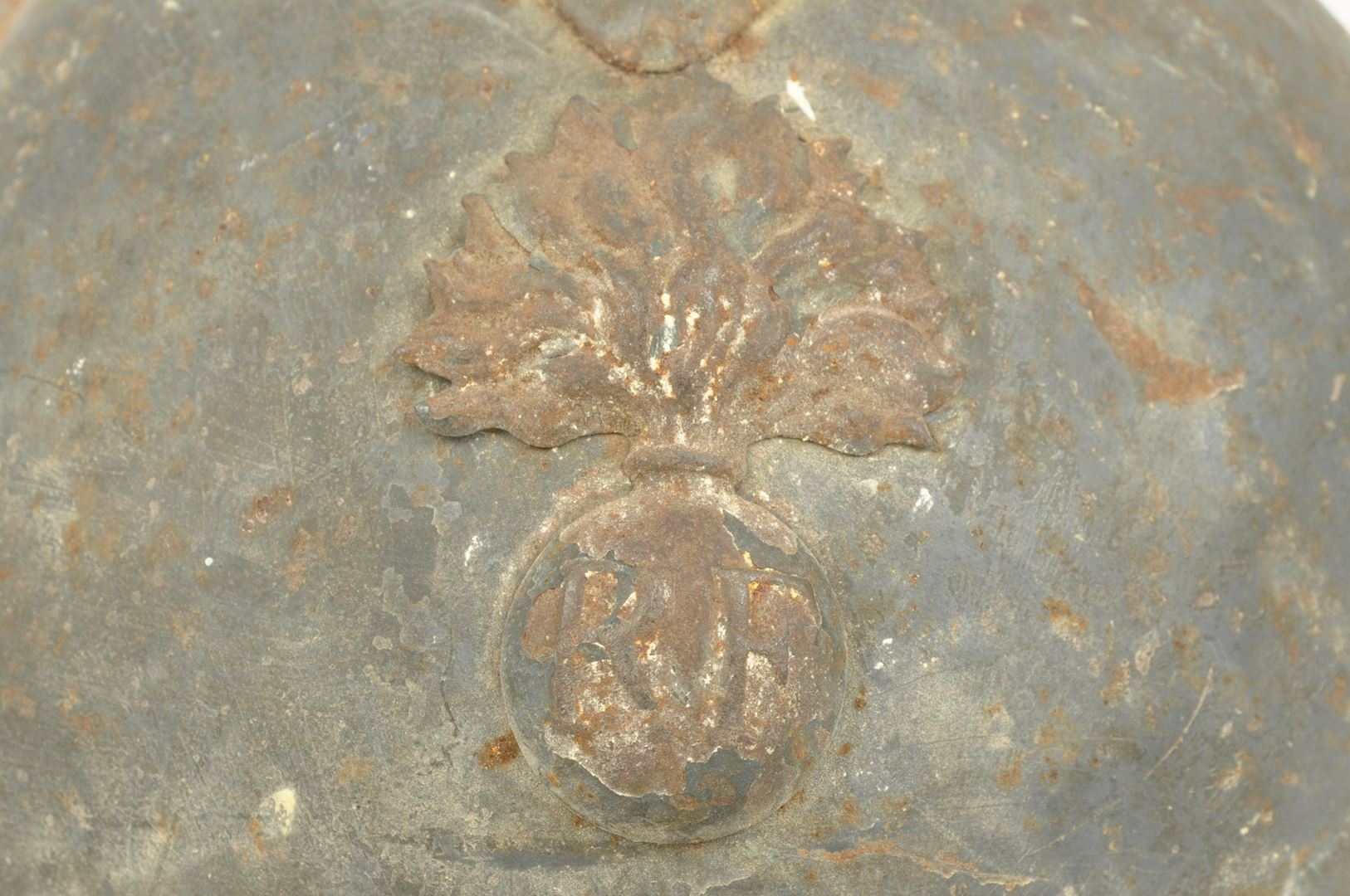 Souvenirs du soldat TRAITEUR 56ième RI / Casque et documents