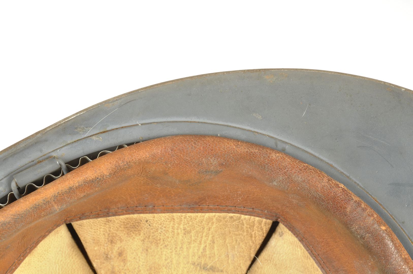 Casque Adrian d'Infanterie modèle 1915 / peinture lisse d'usine