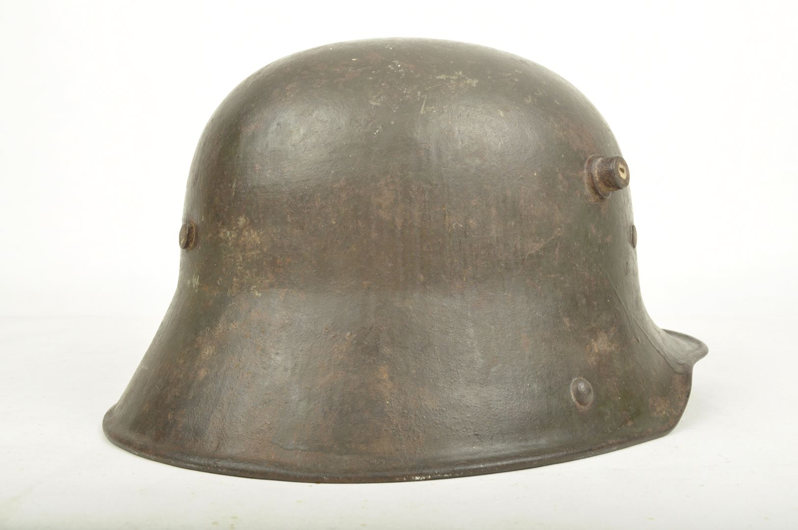 Casque Allemand modèle 1917 sorti de grenier