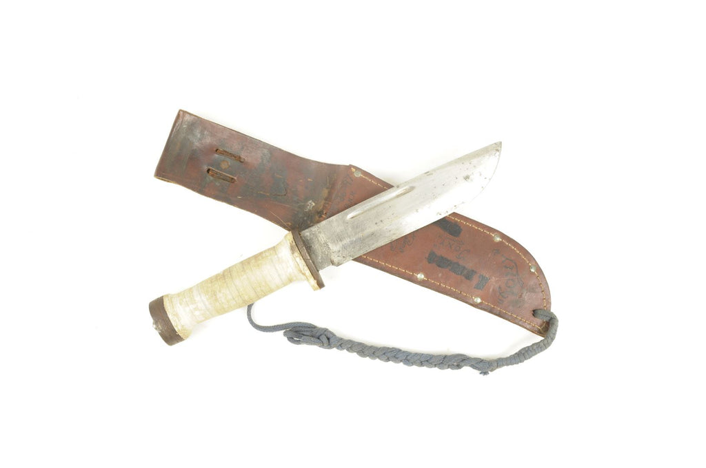 Couteau Cattaraugus 225 Q / identifié SEABEES PACIFIQUE