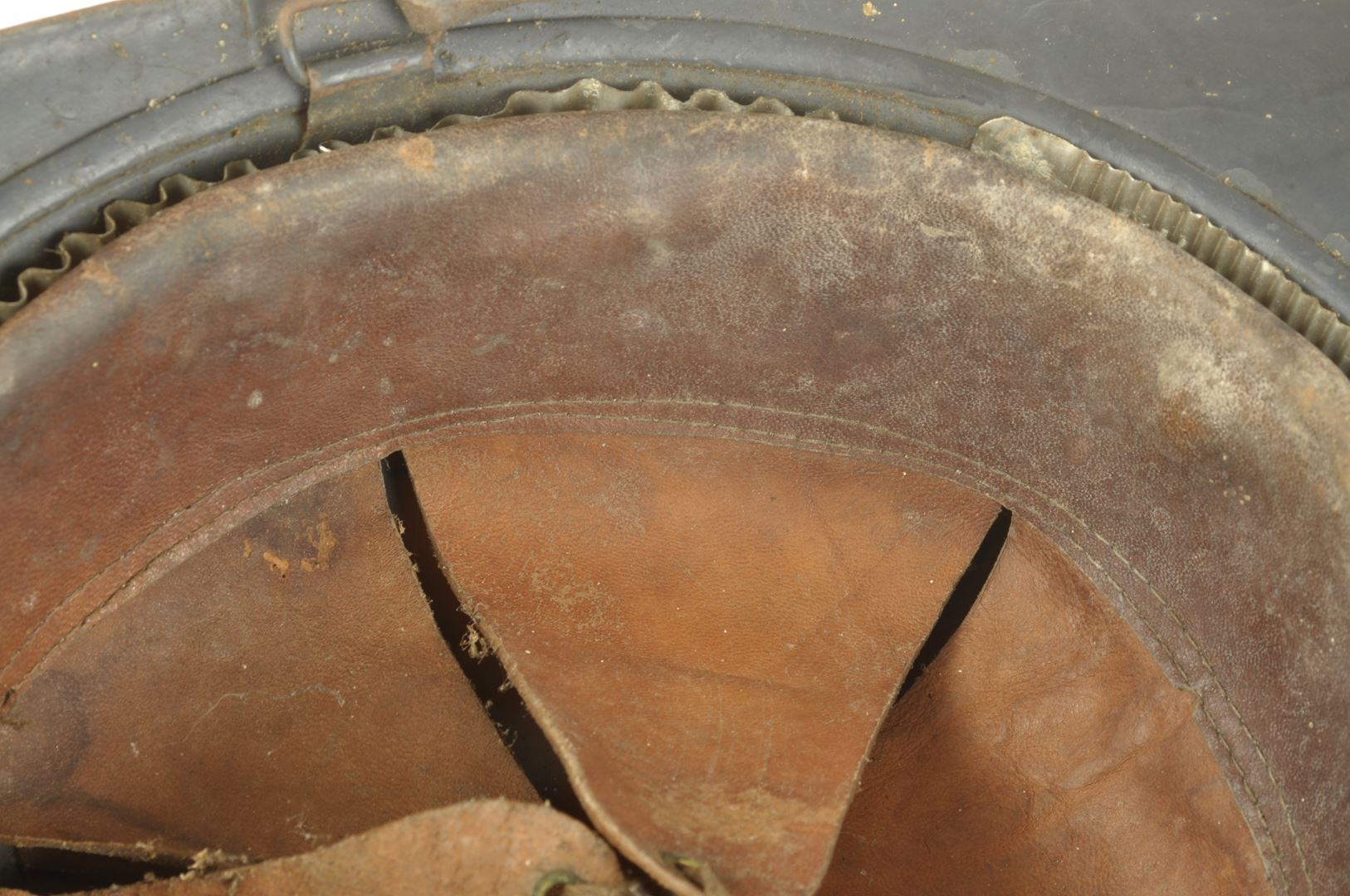 Casque Adrian de Chasseurs modèle 1915  sorti de grenier / Nominatif