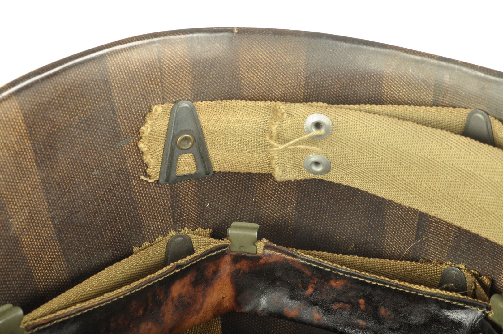 Casque US M1 pattes fixes Nominatif et son sous casque Firestone / Offemont