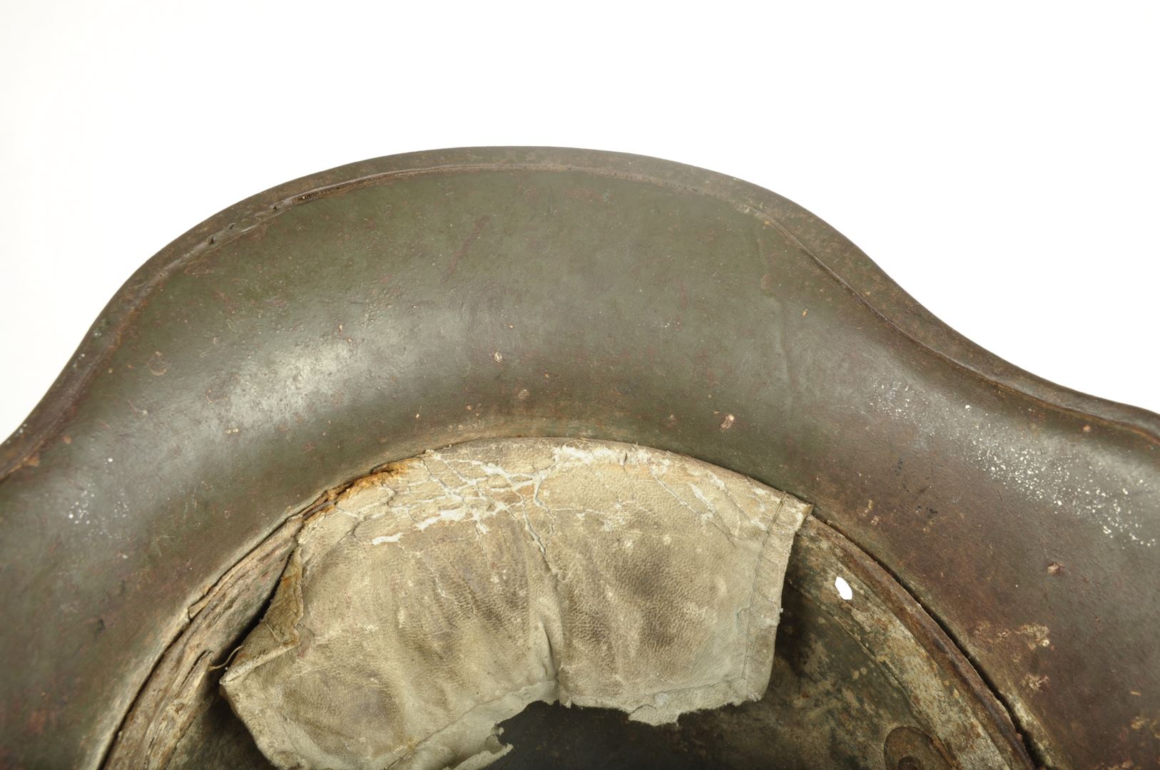 Casque Allemand modèle 1917 sorti de grenier