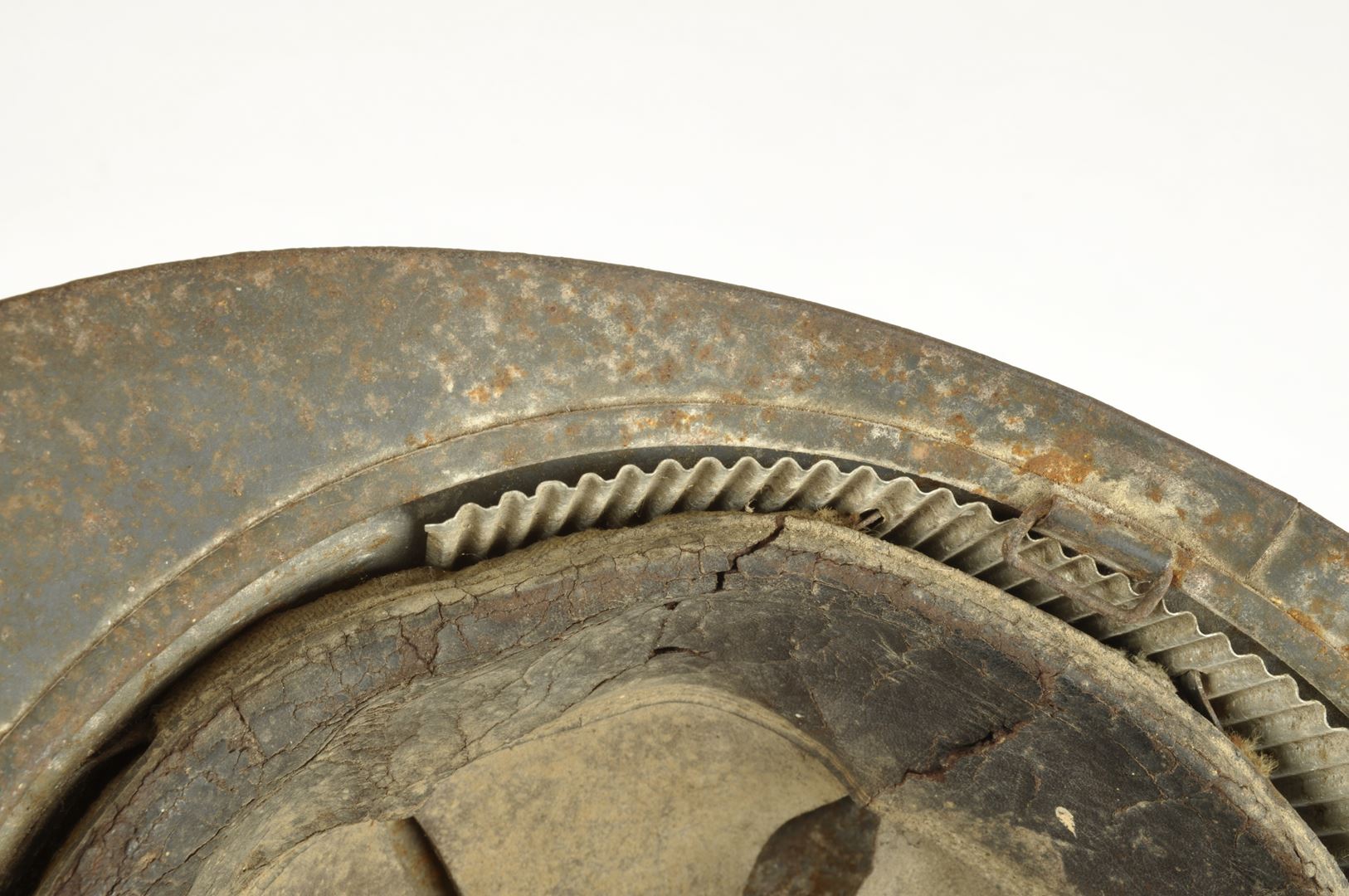 Souvenirs du soldat TRAITEUR 56ième RI / Casque et documents