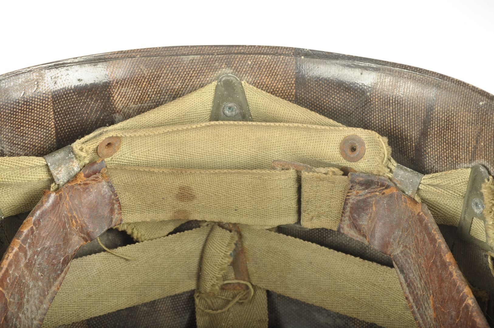 Sous casque "Private" International Molded Plastics sorti de grenier / Gorges