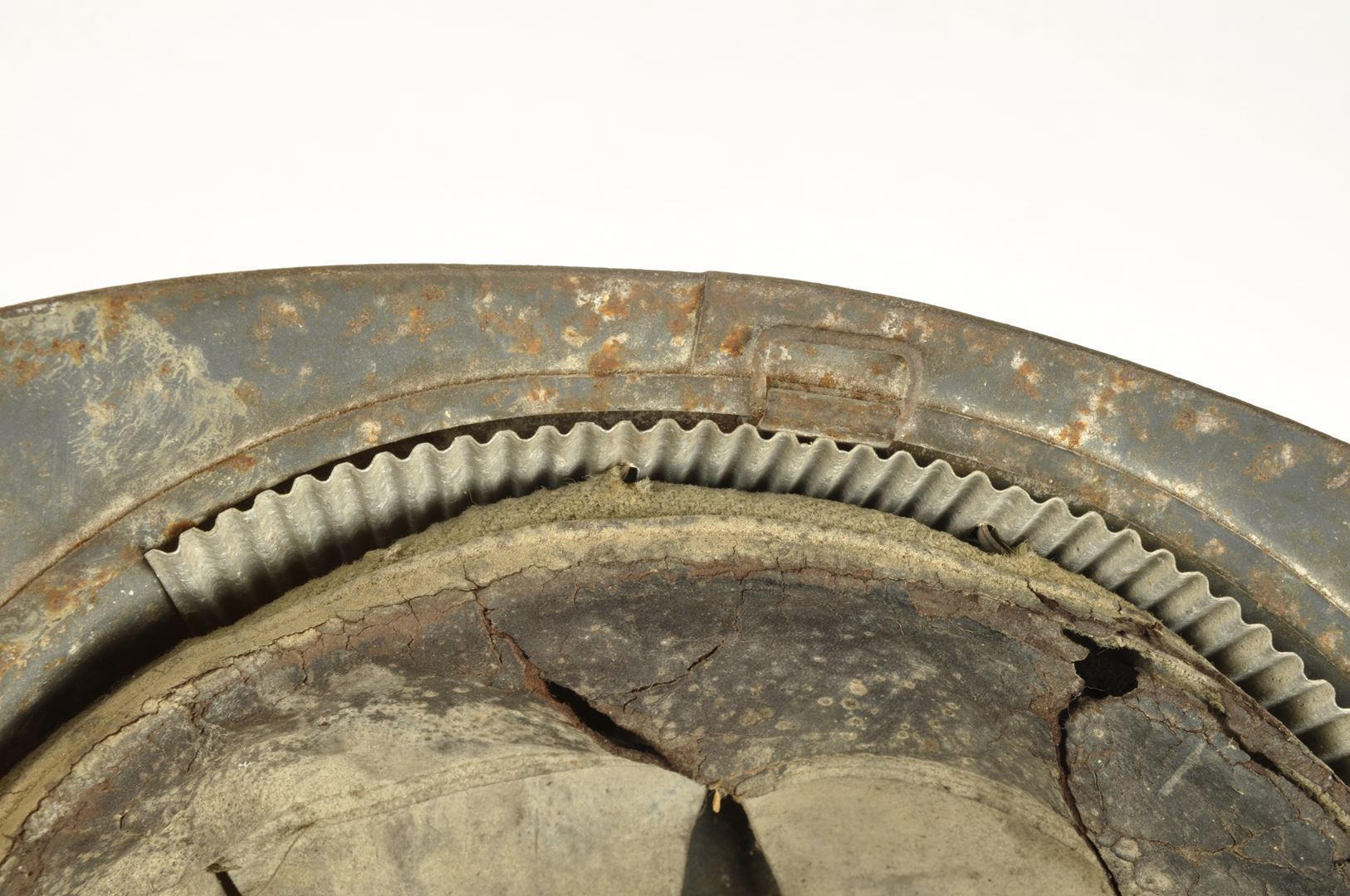 Souvenirs du soldat TRAITEUR 56ième RI / Casque et documents