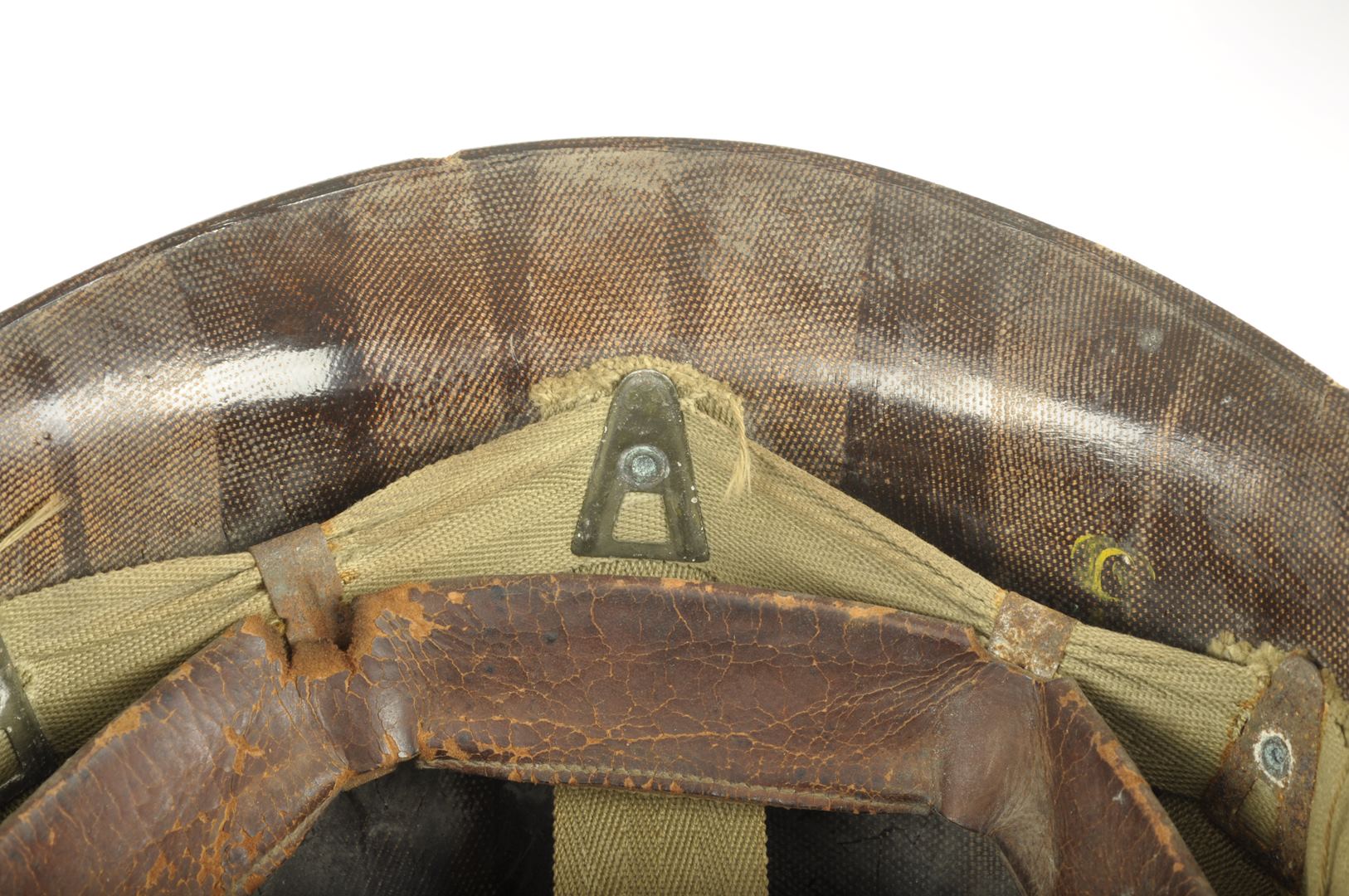 Sous casque "Private" International Molded Plastics sorti de grenier / Gorges