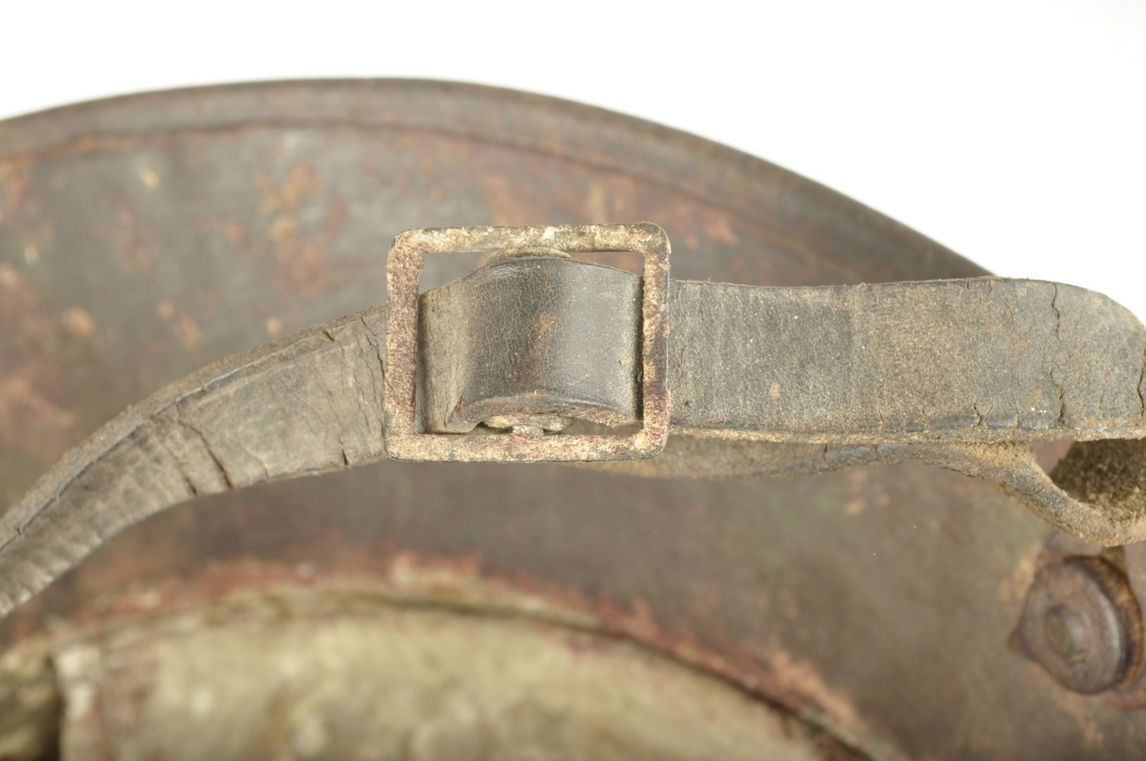 Casque Allemand modèle 1917 sorti de grenier