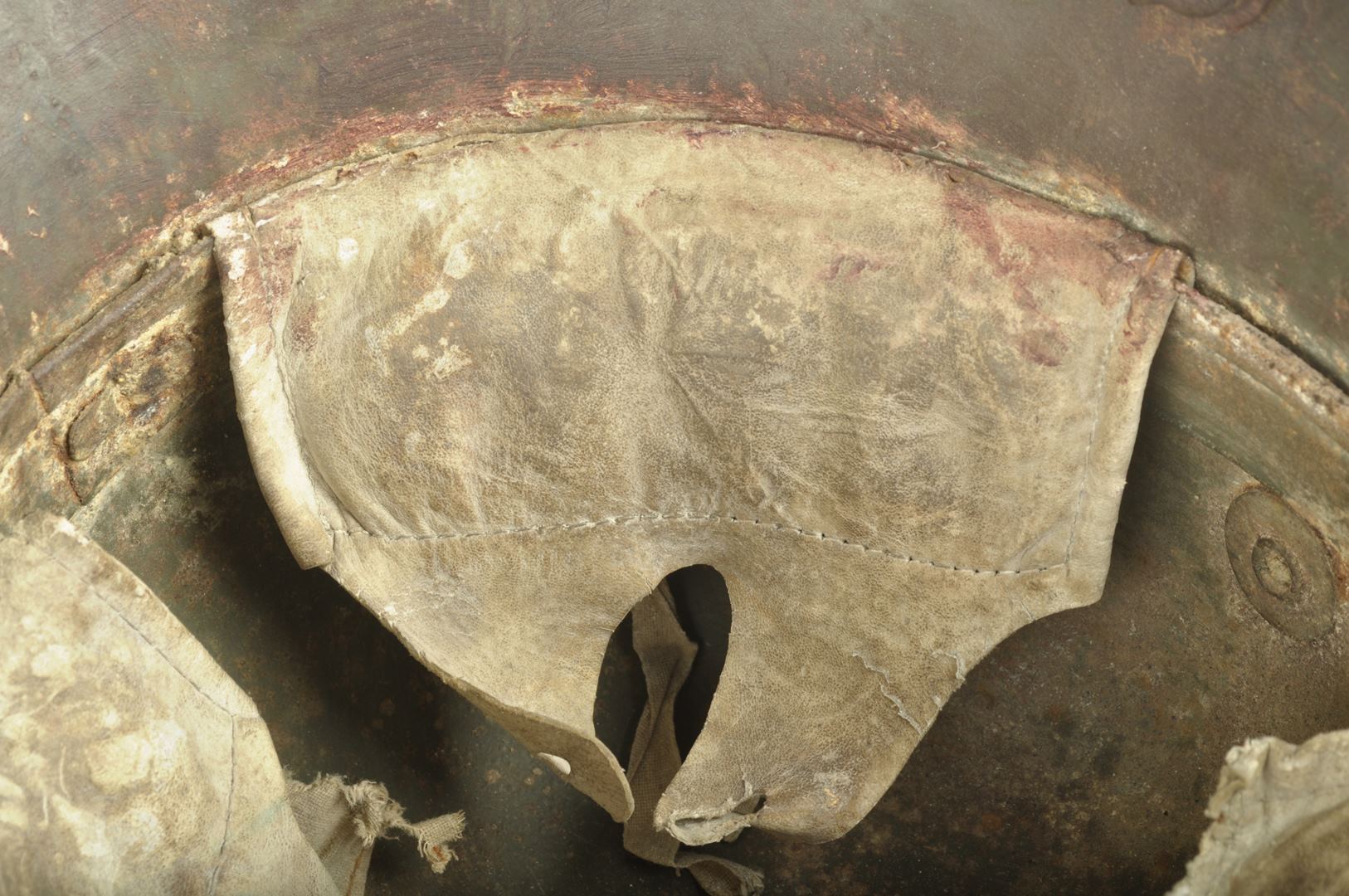 Casque Allemand modèle 1917 sorti de grenier