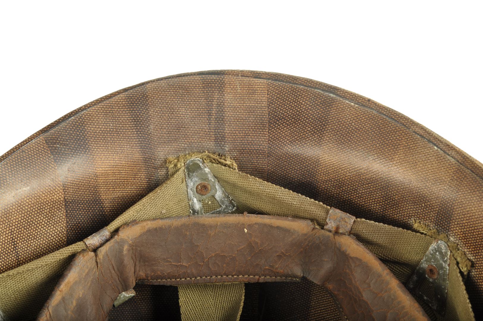 Sous casque International Molded Plastics sorti de grenier / Orbey
