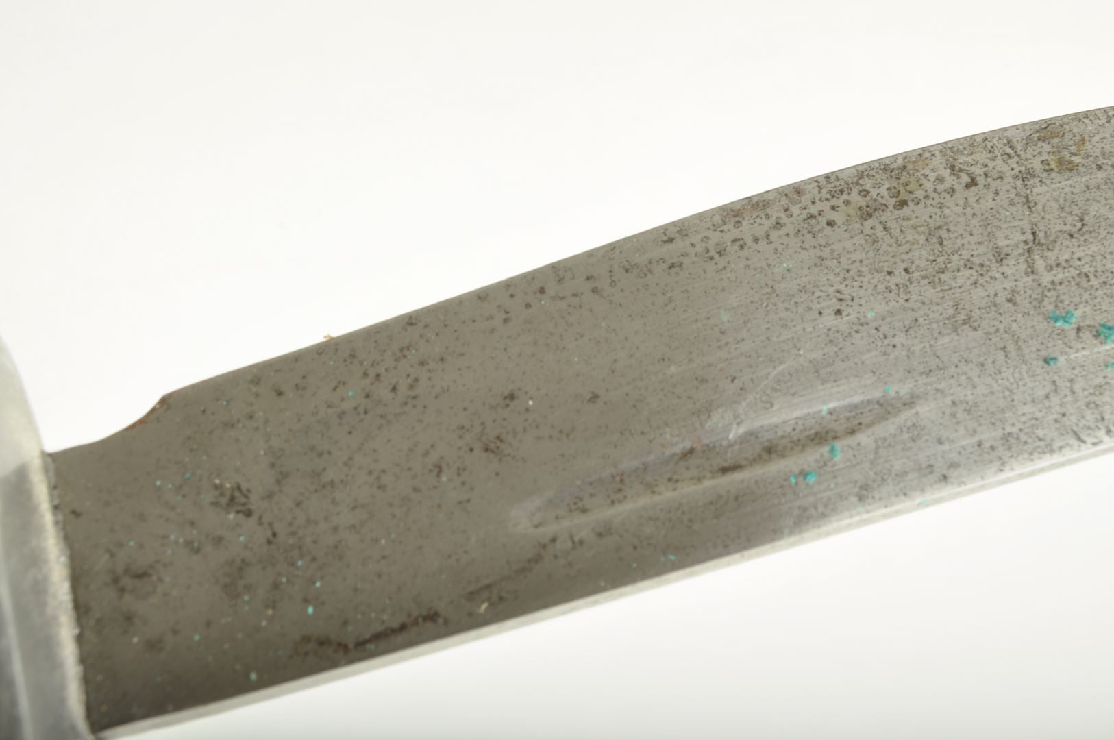 Couteau de jeune des Chantiers de jeunesse avec son fourreau réglementaire