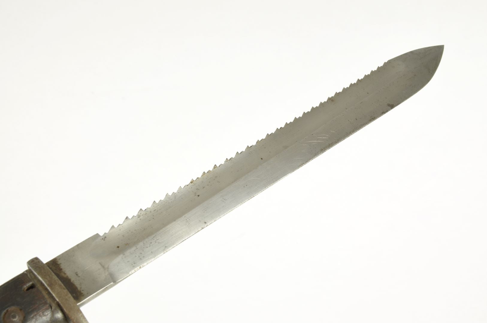 Baïonnette Allemande 98 / 05 S à dents de scie / datée 1916