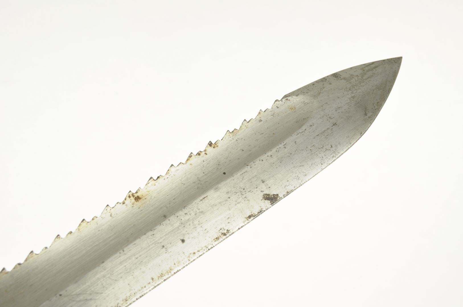 Baïonnette Allemande 98 / 05 S à dents de scie / datée 1916