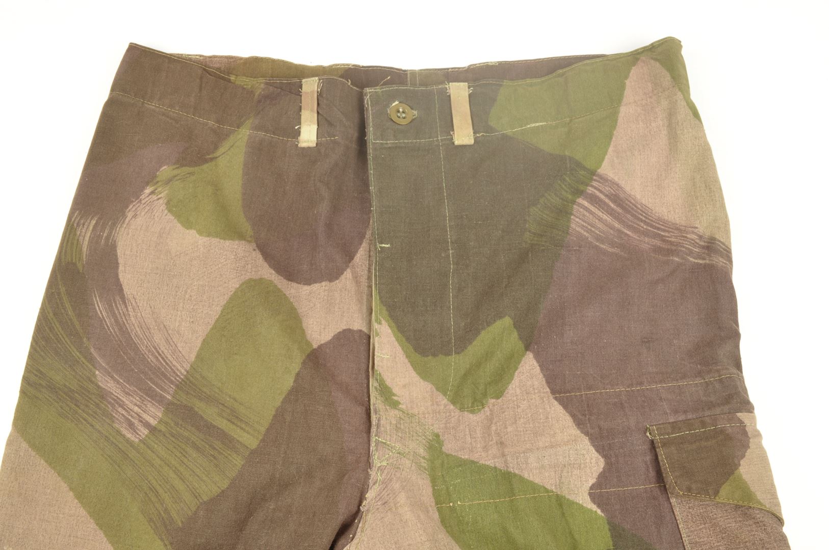 Pantalon camouflé Anglais Windproof daté 1943 modifié Extrême Orient