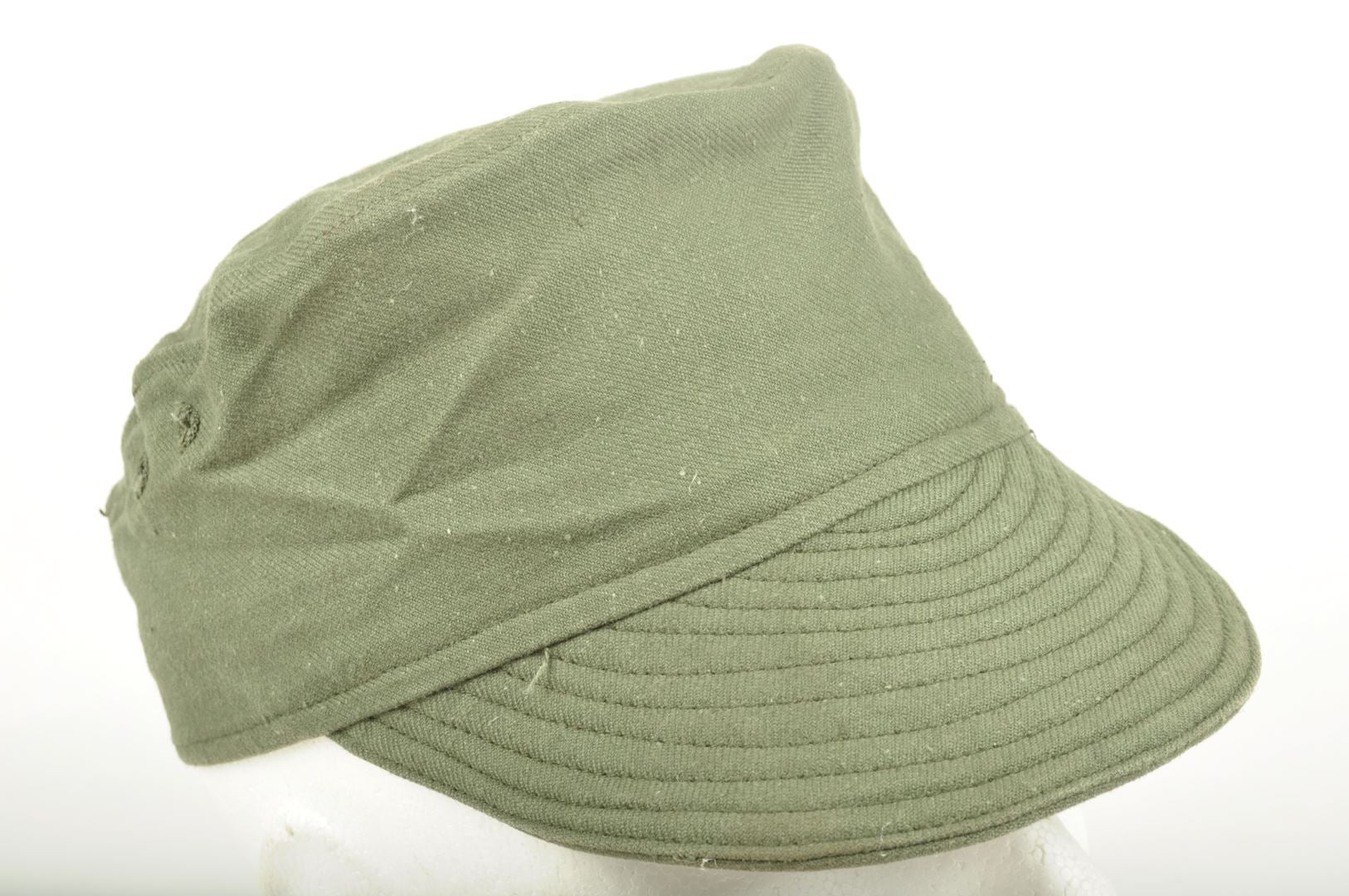 Casquette Commando de l'Air en Algérie / datée 1957
