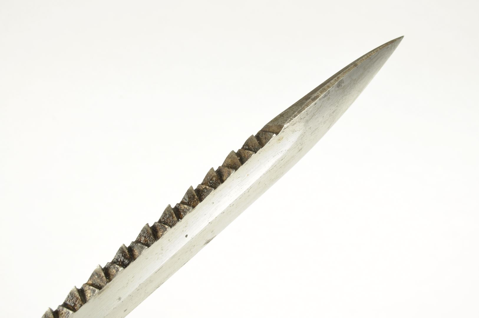 Baïonnette Allemande 98 / 05 S à dents de scie / datée 1916