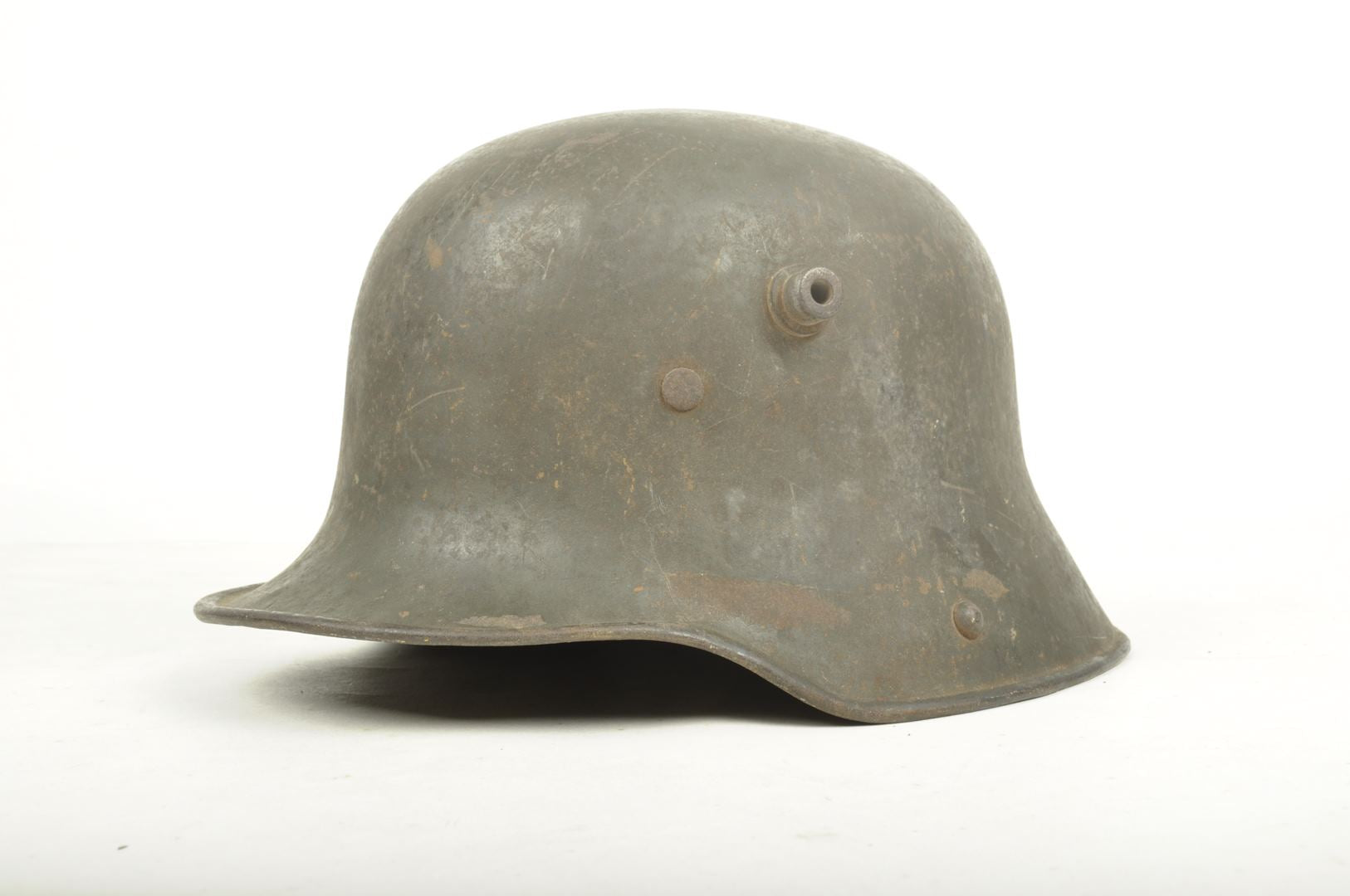 Casque Allemand modèle 1917 sorti de grenier