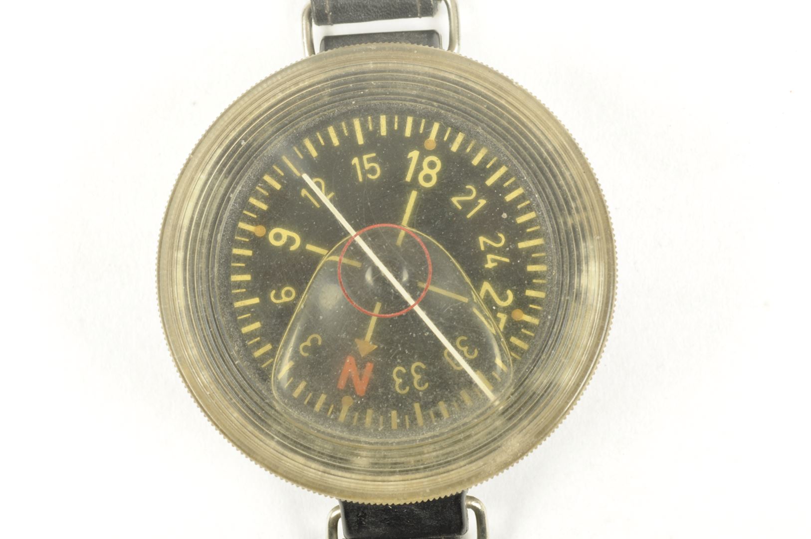 Boussole de poignet Luftwaffe datée 1939