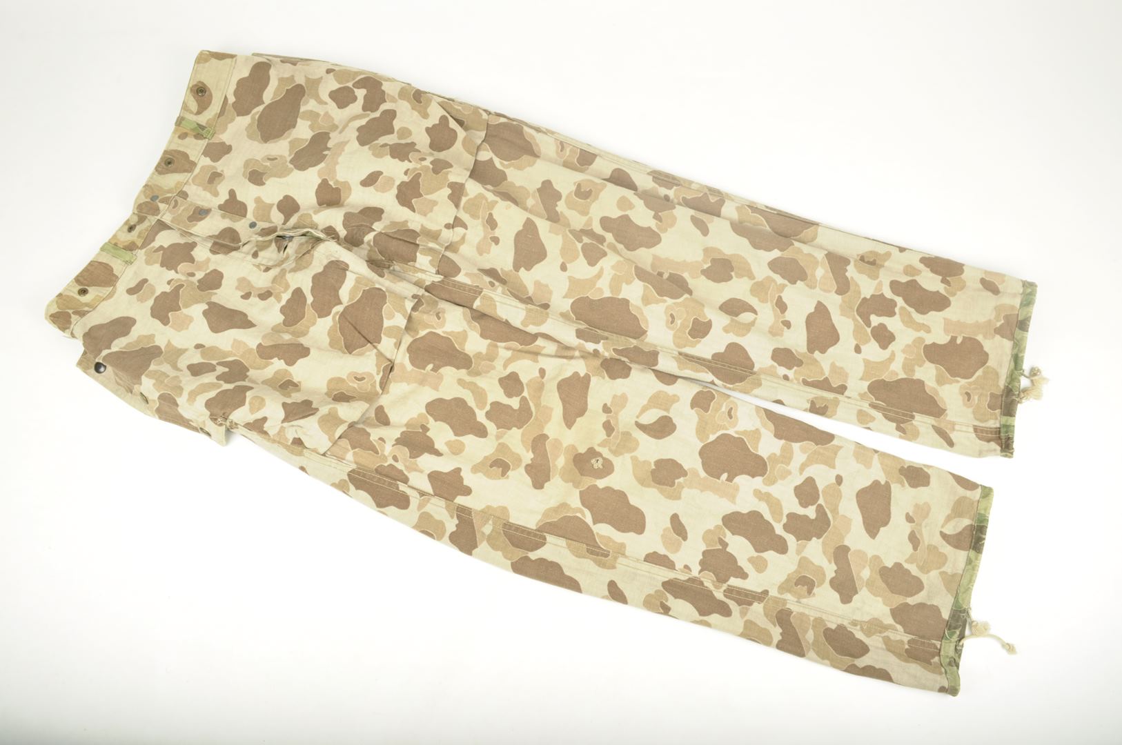 Pantalon USMC camouflé P-44