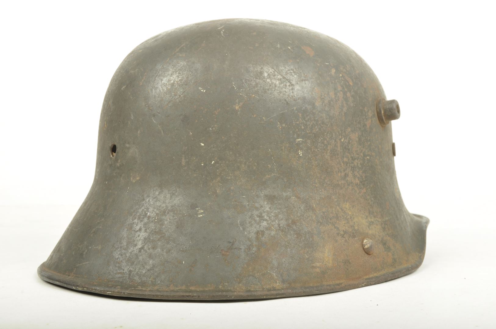 Casque Allemand modèle 1917 sorti de grenier