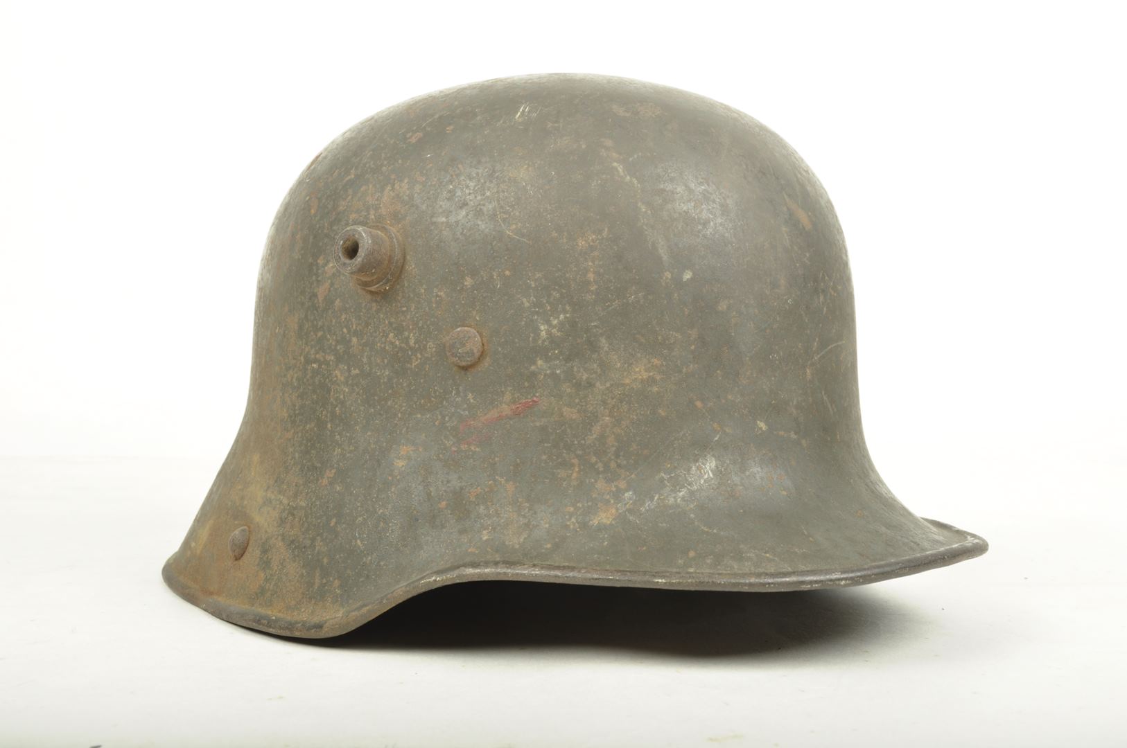 Casque Allemand modèle 1917 sorti de grenier