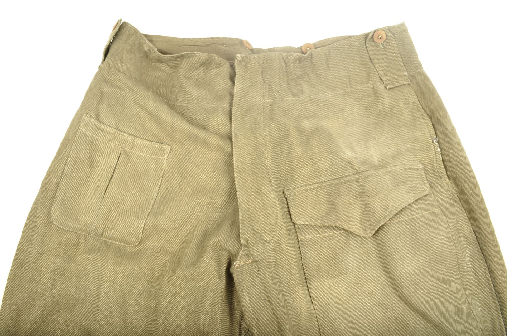 Pantalon modèle 44 daté 1945