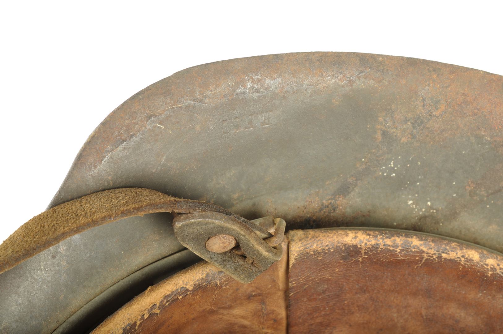 Casque Allemand modèle 42 Nominatif d'un Obergefreiter / fabricant EF62