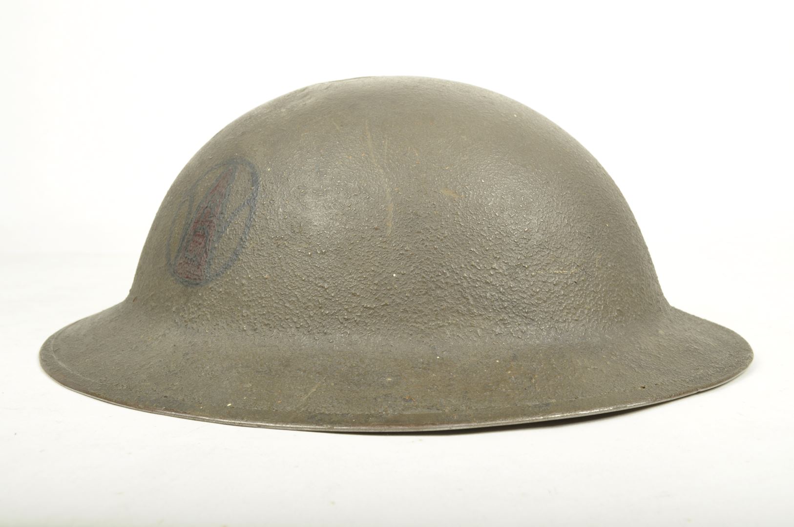 Casque US 17 / double insignes 89th Division Artillery Headquarters