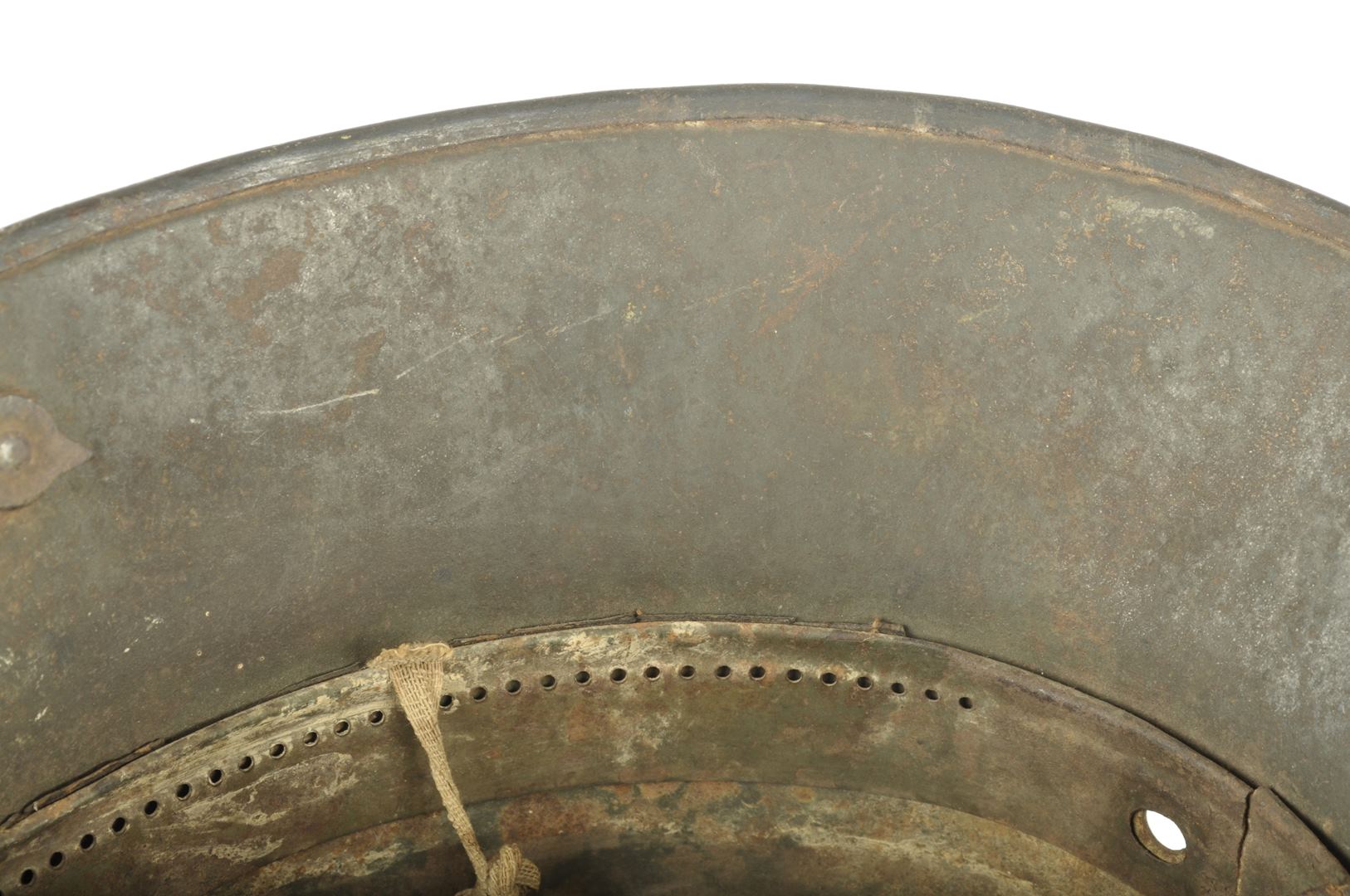 Casque Allemand modèle 1917 sorti de grenier