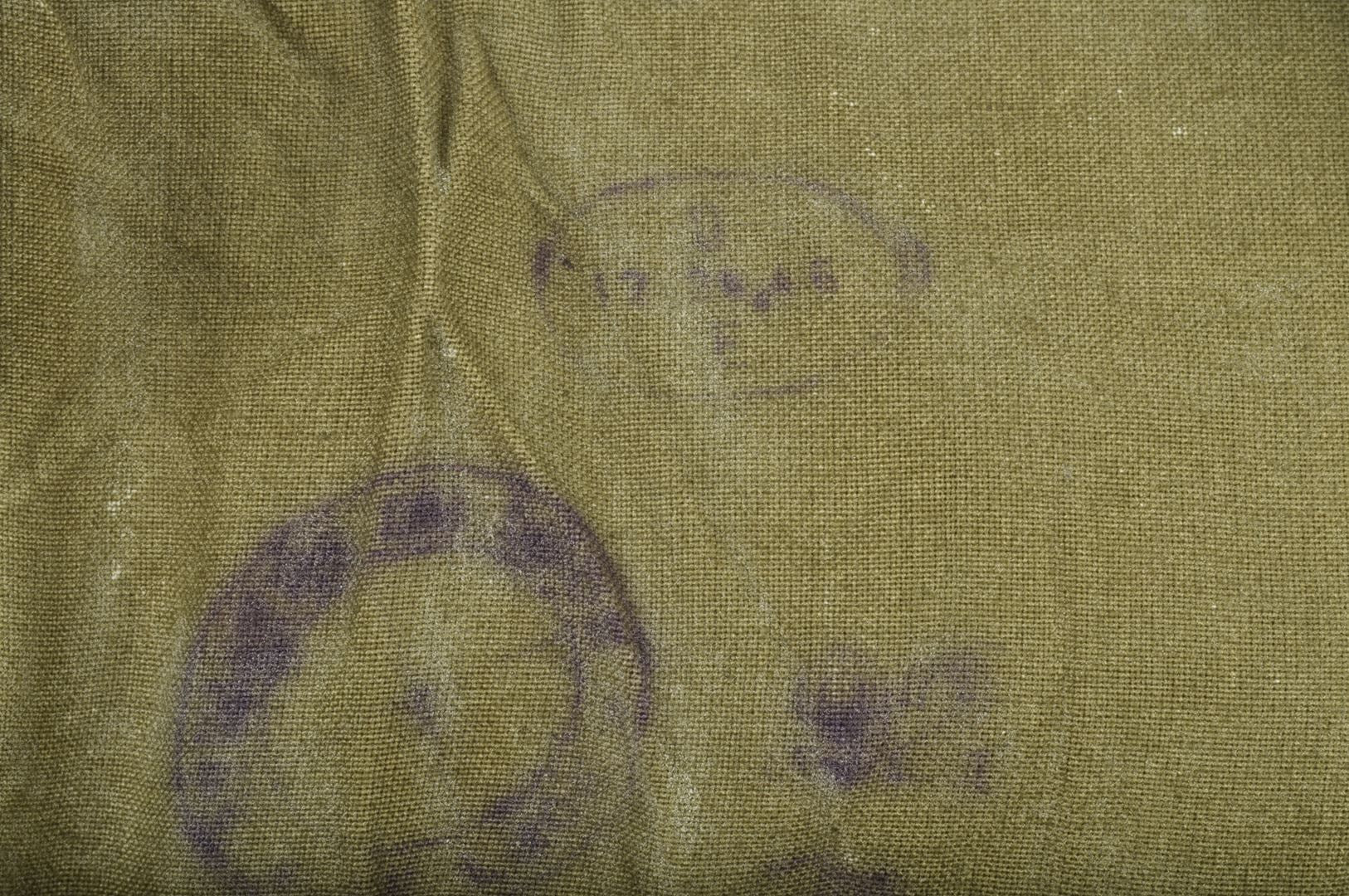 Pantalon modèle 44 daté 1945