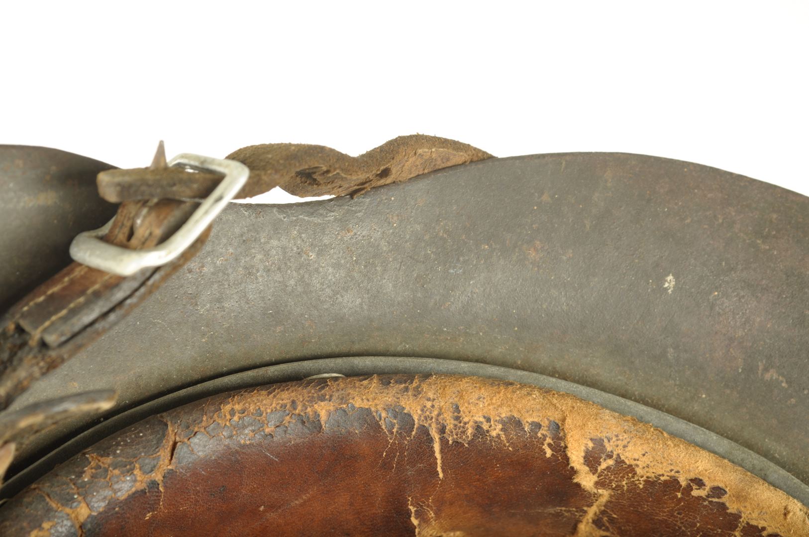 Casque Allemand modèle 42 Nominatif d'un Obergefreiter / fabricant EF62