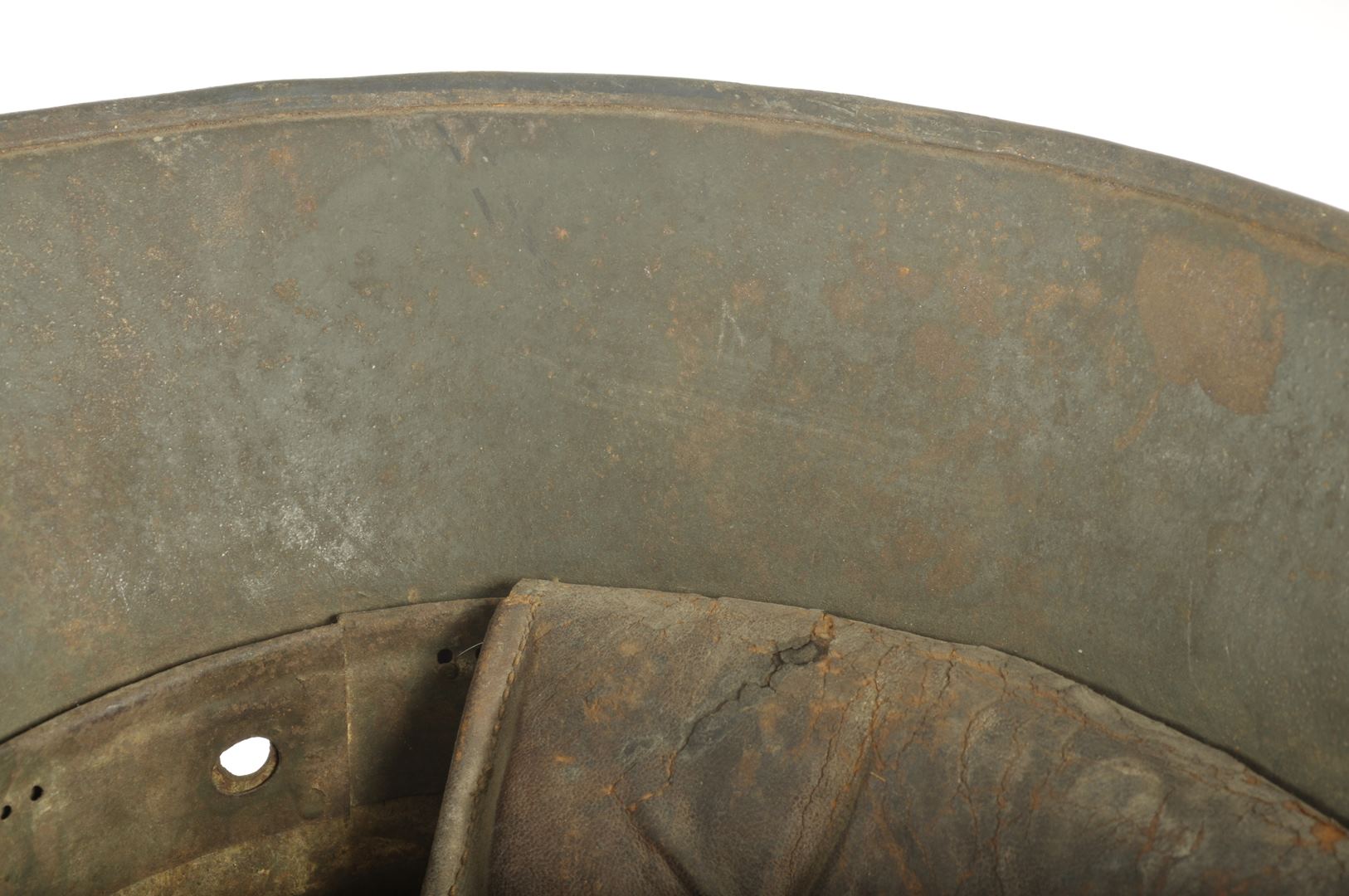 Casque Allemand modèle 1917 sorti de grenier