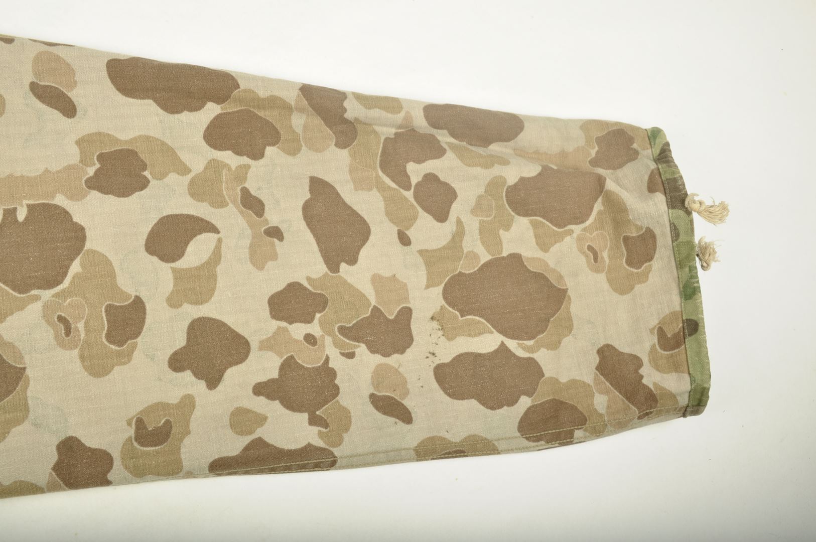 Pantalon USMC camouflé P-44