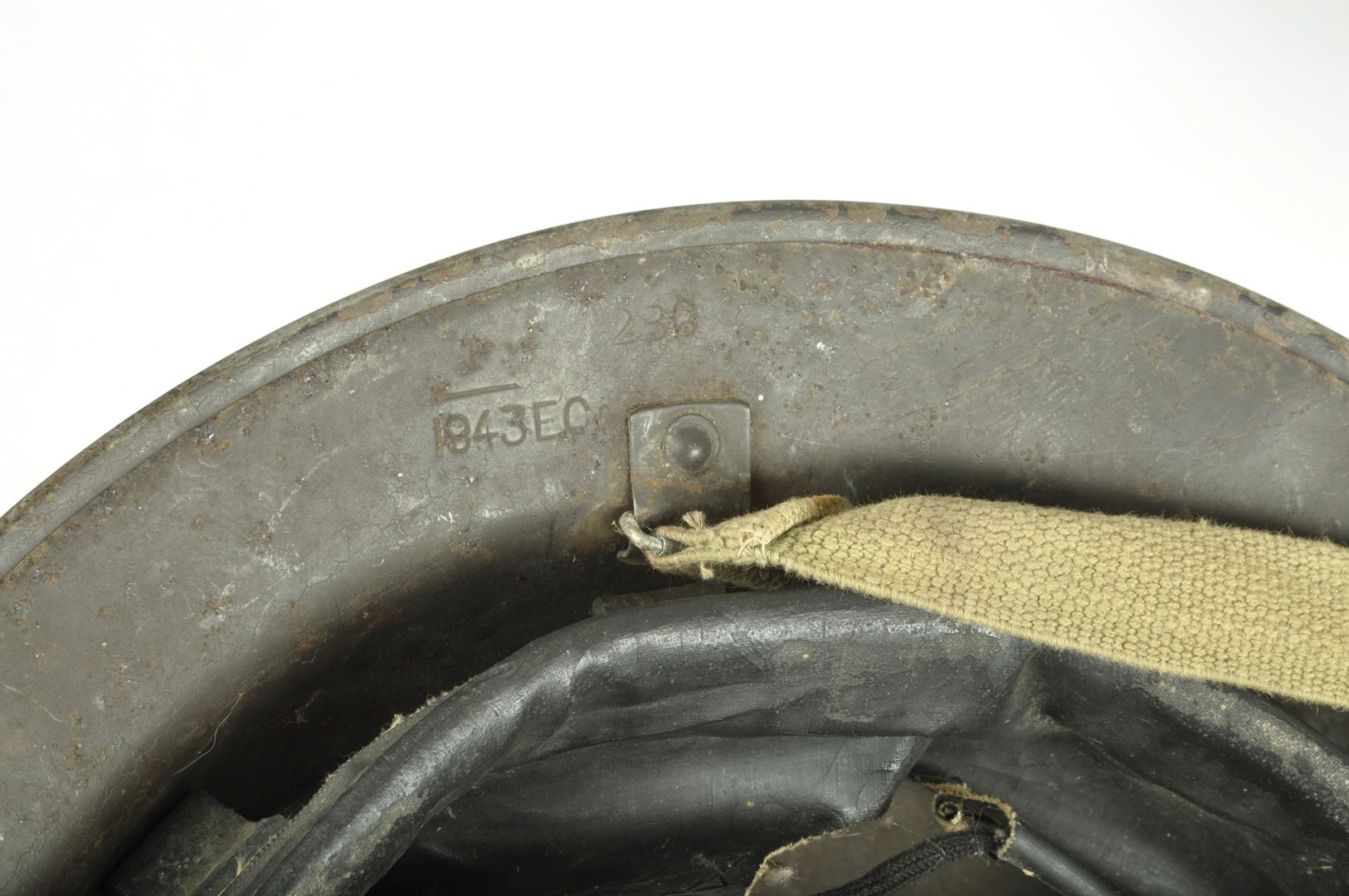 Casque Britannique MKII daté 1943 / EC&Co