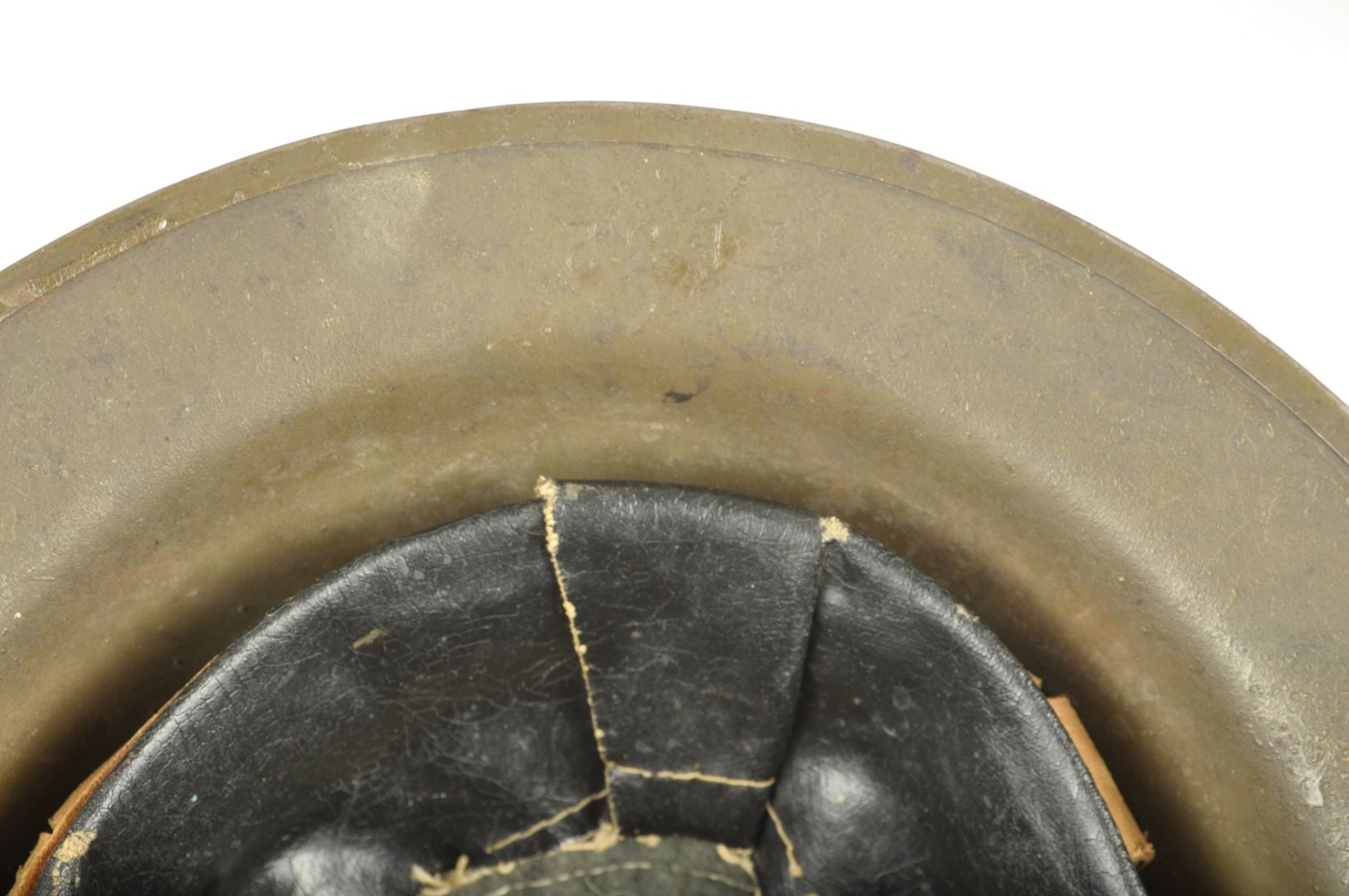 Casque US 17 / double insignes 89th Division Artillery Headquarters