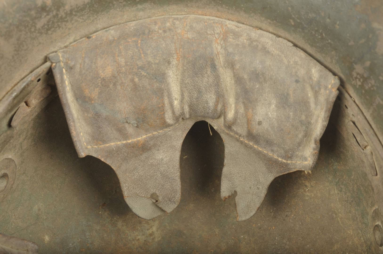 Casque Allemand modèle 1917 sorti de grenier