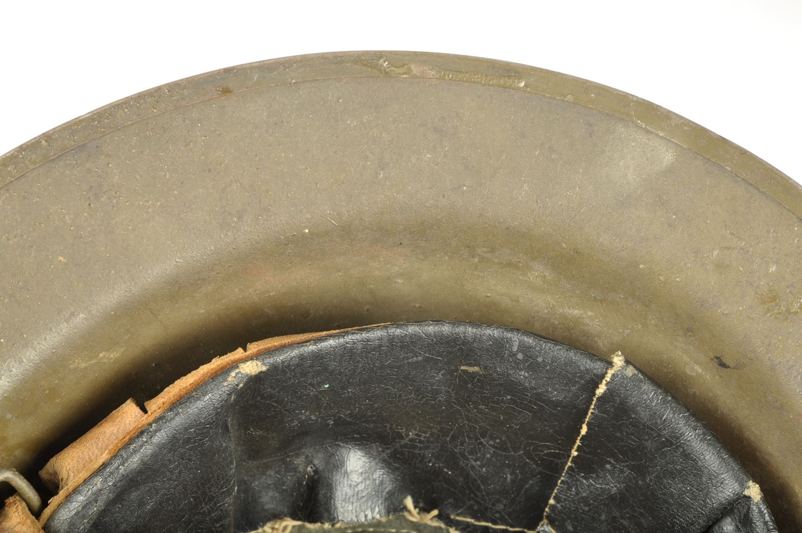 Casque US 17 / double insignes 89th Division Artillery Headquarters
