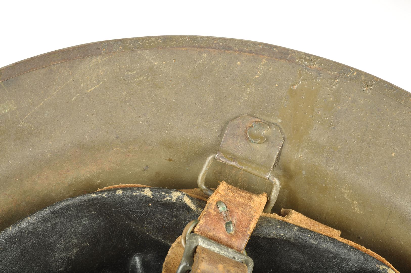 Casque US 17 / double insignes 89th Division Artillery Headquarters