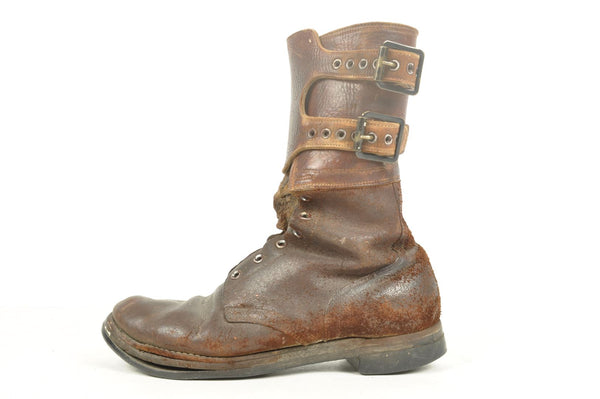 Brodequins à Jambières / Buckle Boots datés 1944