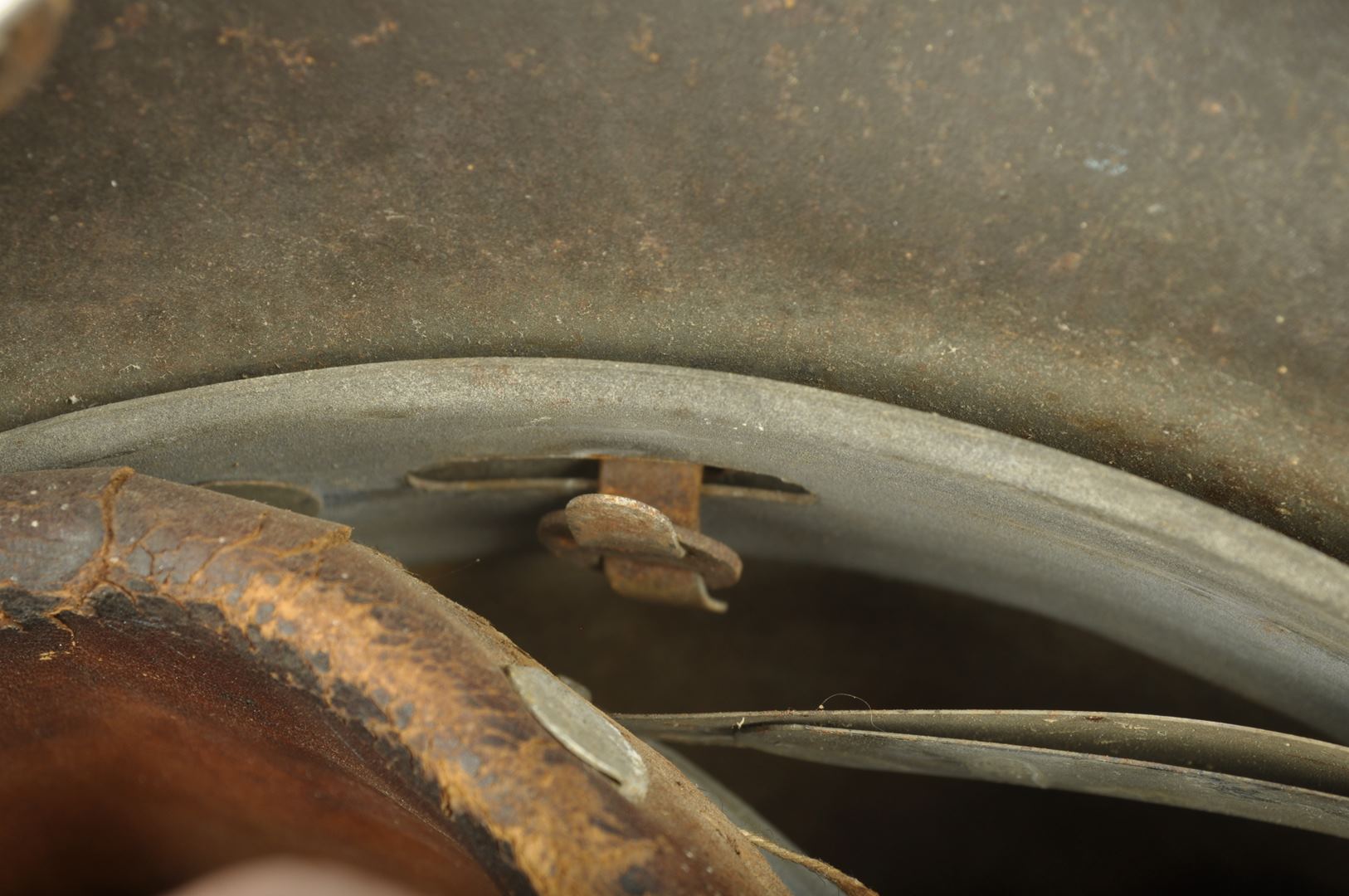 Casque Allemand modèle 42 Nominatif d'un Obergefreiter / fabricant EF62